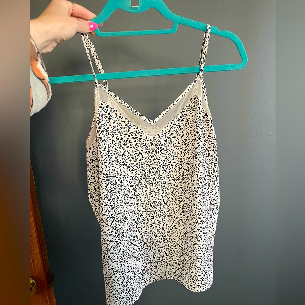 Nine West flowy top XS